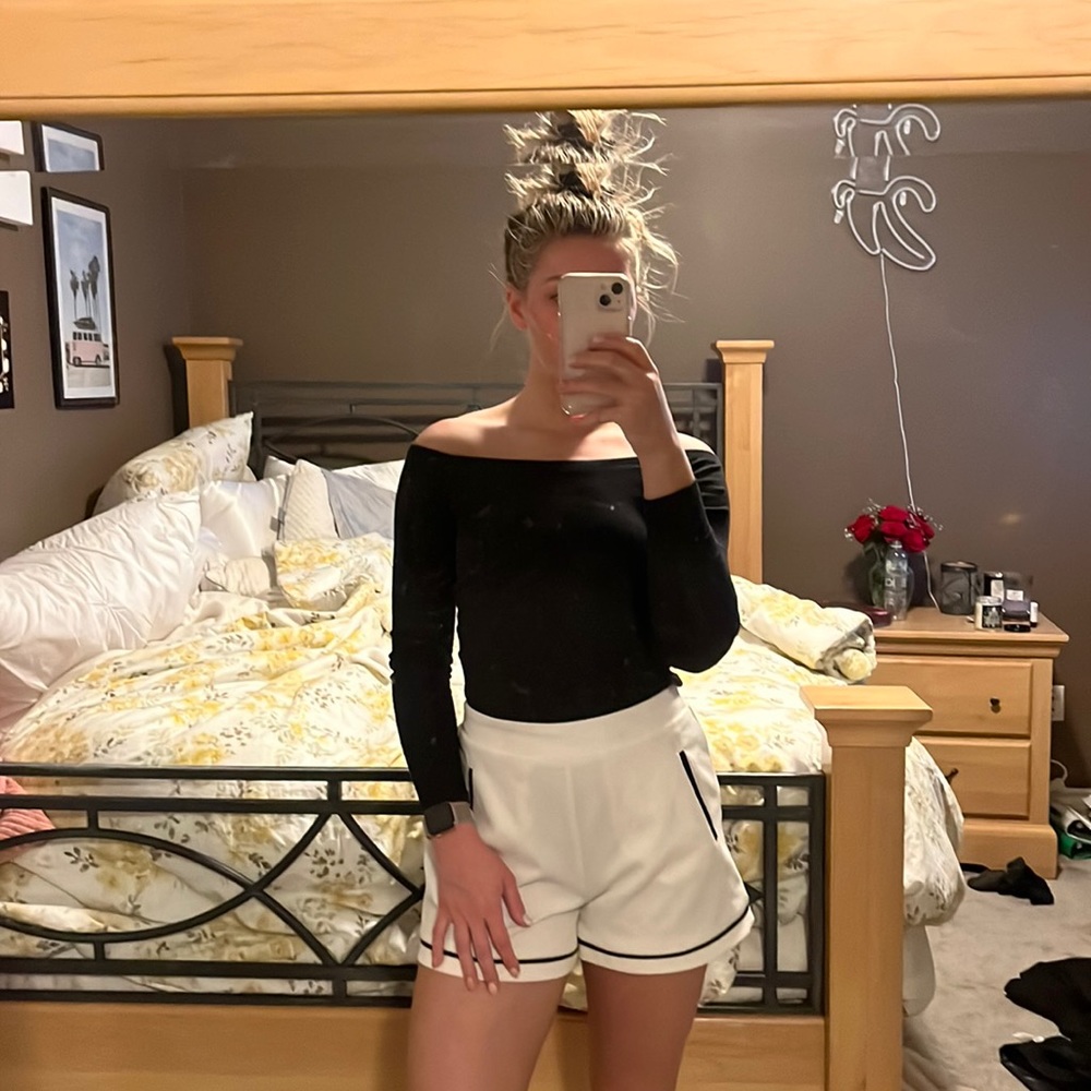 Off the shoulder long sleeve shirt